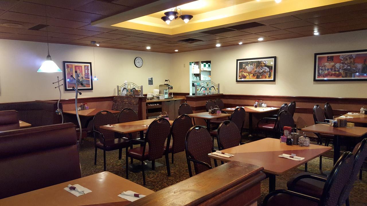 Peace Valley Inns Peace River Exterior photo